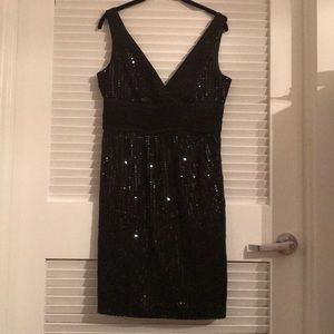 Flattering black sequin dress!!